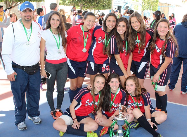 前场压迫能 前场压迫能